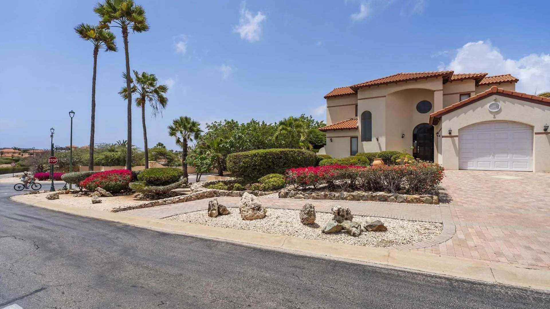 Private Villa With Pool- Island View 3Br-Cb01 Palm Beach