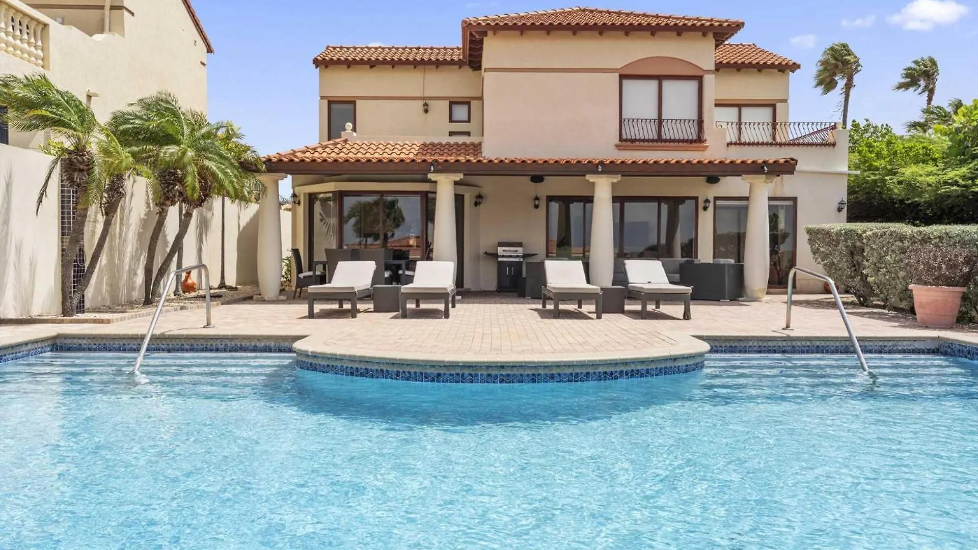 Private Villa With Pool- Island View 3Br-Cb01 Palm Beach